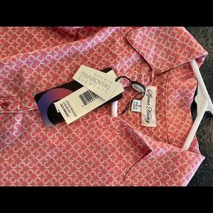 Size small ladies golf sleeveless top